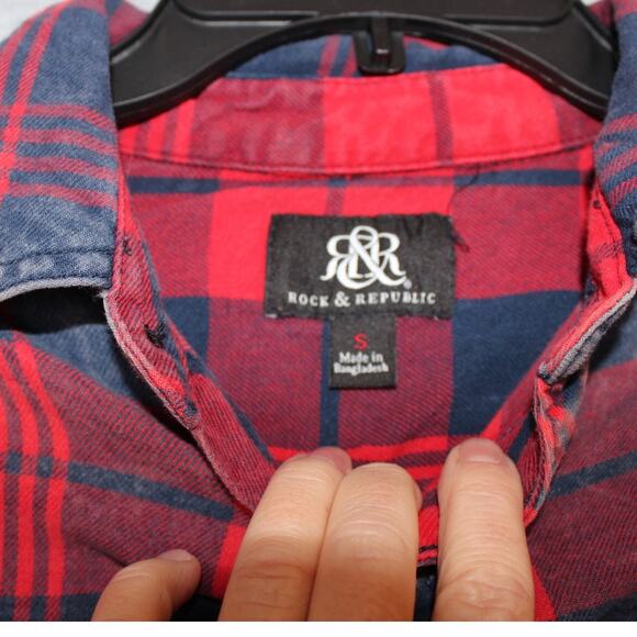 Rock & Republic Red Plaid Button Up LS Mens Size Small - Picture 3 of 6